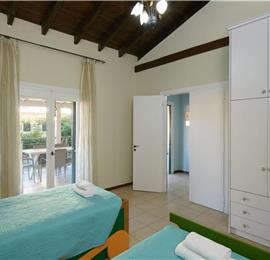 7 bedroom seaside villa with pool, Kassiopi, sleeps 13